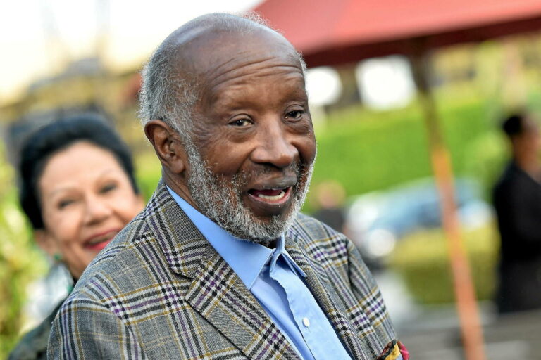 Décès du producteur afro américain Clarence Avant, figure emblématique du showbiz et de la politique