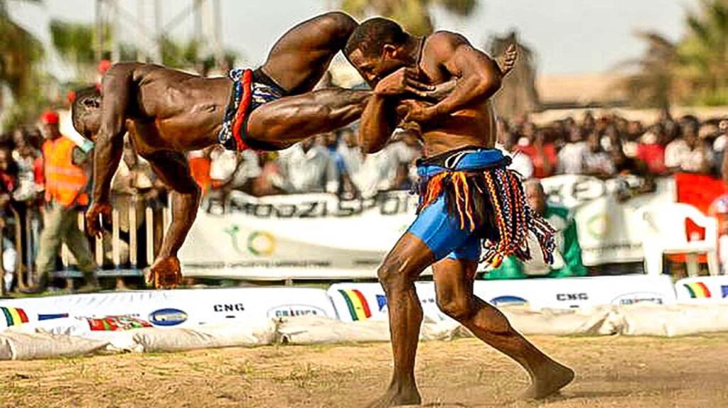 Lutte sénégalaise – Plus qu’un sport, un véritable patrimoine culturel et d’intégration sociale