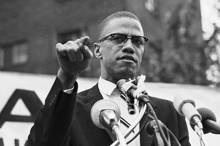 Malcolm X – Il y a 59 ans, le chantre du « Black Pride » tombait sous les balles assassines des ennemis de la cause noire