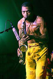 Fela Kuti,  retour sur la carrière exceptionnelle du père de l’afrobeat, trop tôt parti