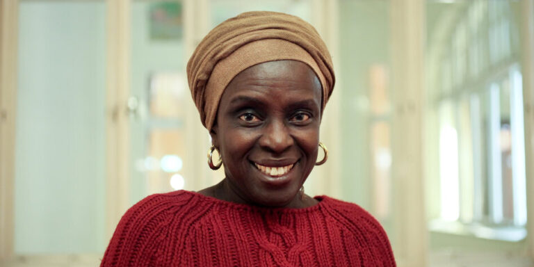 Madjiguène Cissé, hommage à un symbole de la lutte des “Sans Papiers” en France