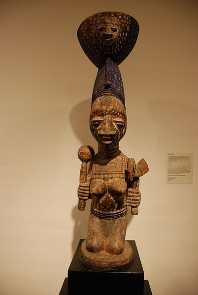 Oshun, la divinité yoruba des eaux, de l’amour et de la fécondité
